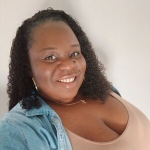 Meet your Posher, Aminat